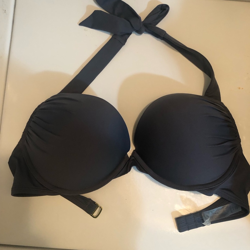 Victoria's Secret NEW without tags, swim M and 34D padded